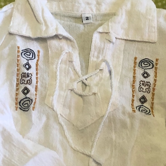 Embroidered shirt - Picture 2 of 2